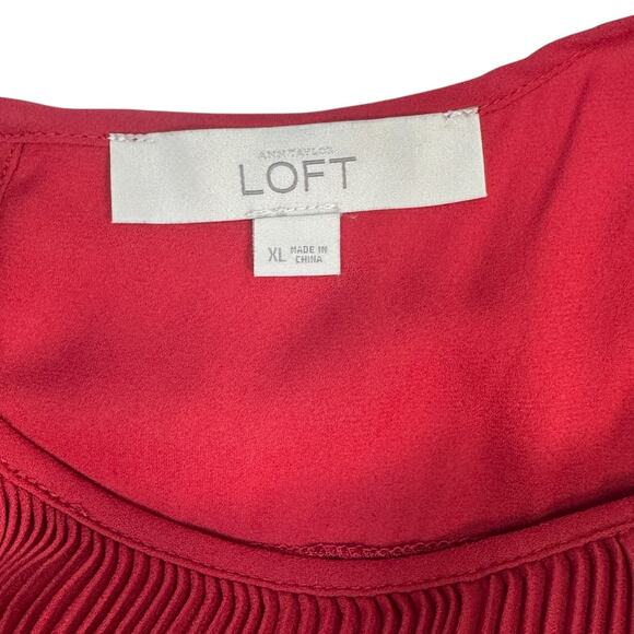 LOFT Red Pleated Sleeveless Blouse - Women's Size XL - Picture 5 of 6